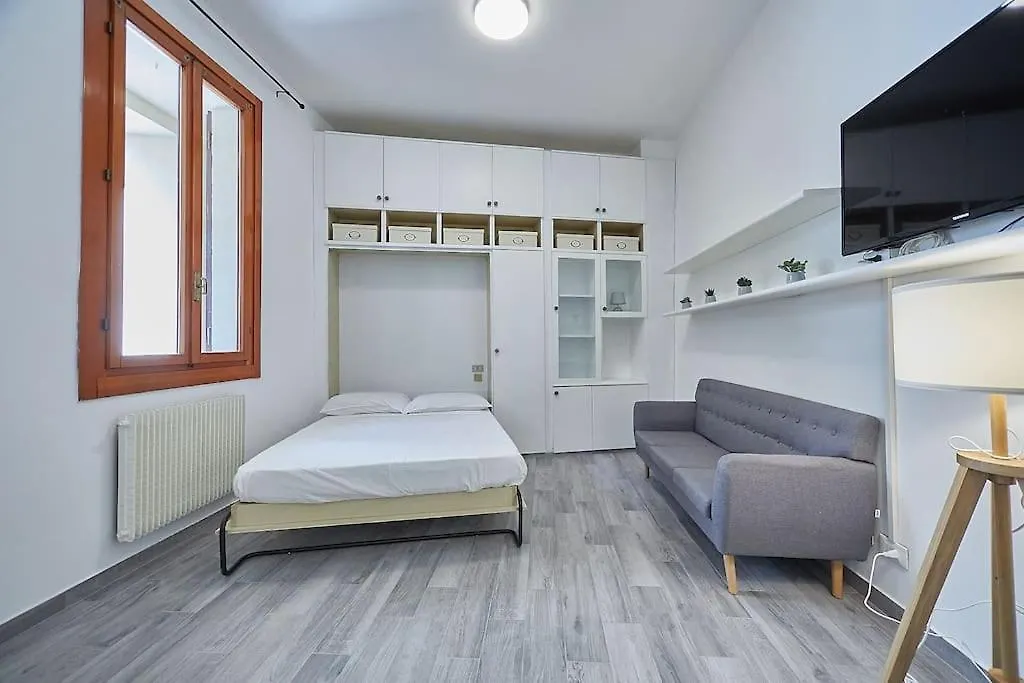 Flat Number 11 Apartment Milan 0*,  Italy